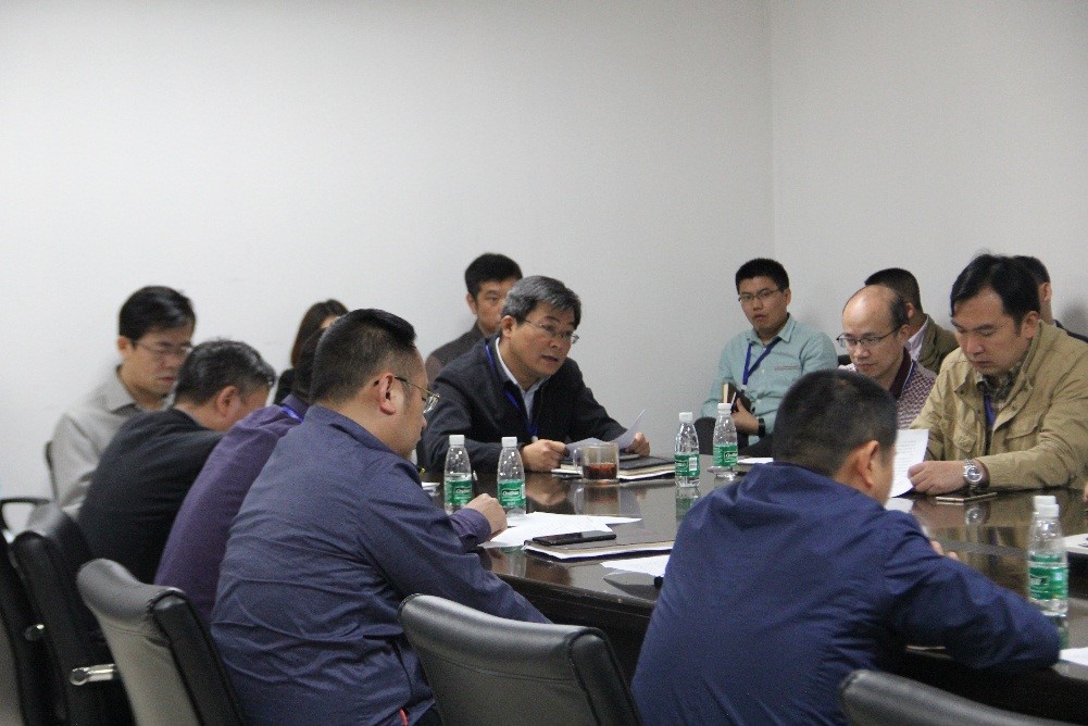 金融黨支部開展《央企領導人員違紀違法警示錄（一）》學習和《廉潔從業(yè)承諾書》簽訂工作